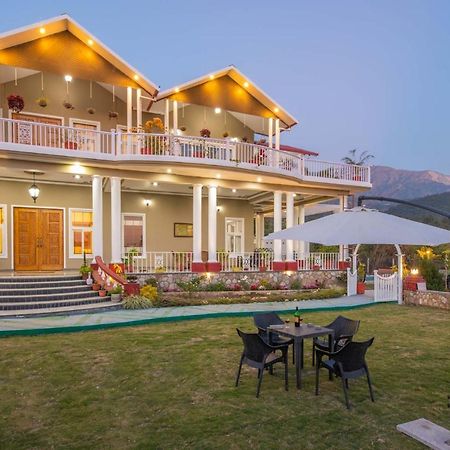 Stayvista At Silveroaks Cottage Ντεχραντούν Εξωτερικό φωτογραφία
