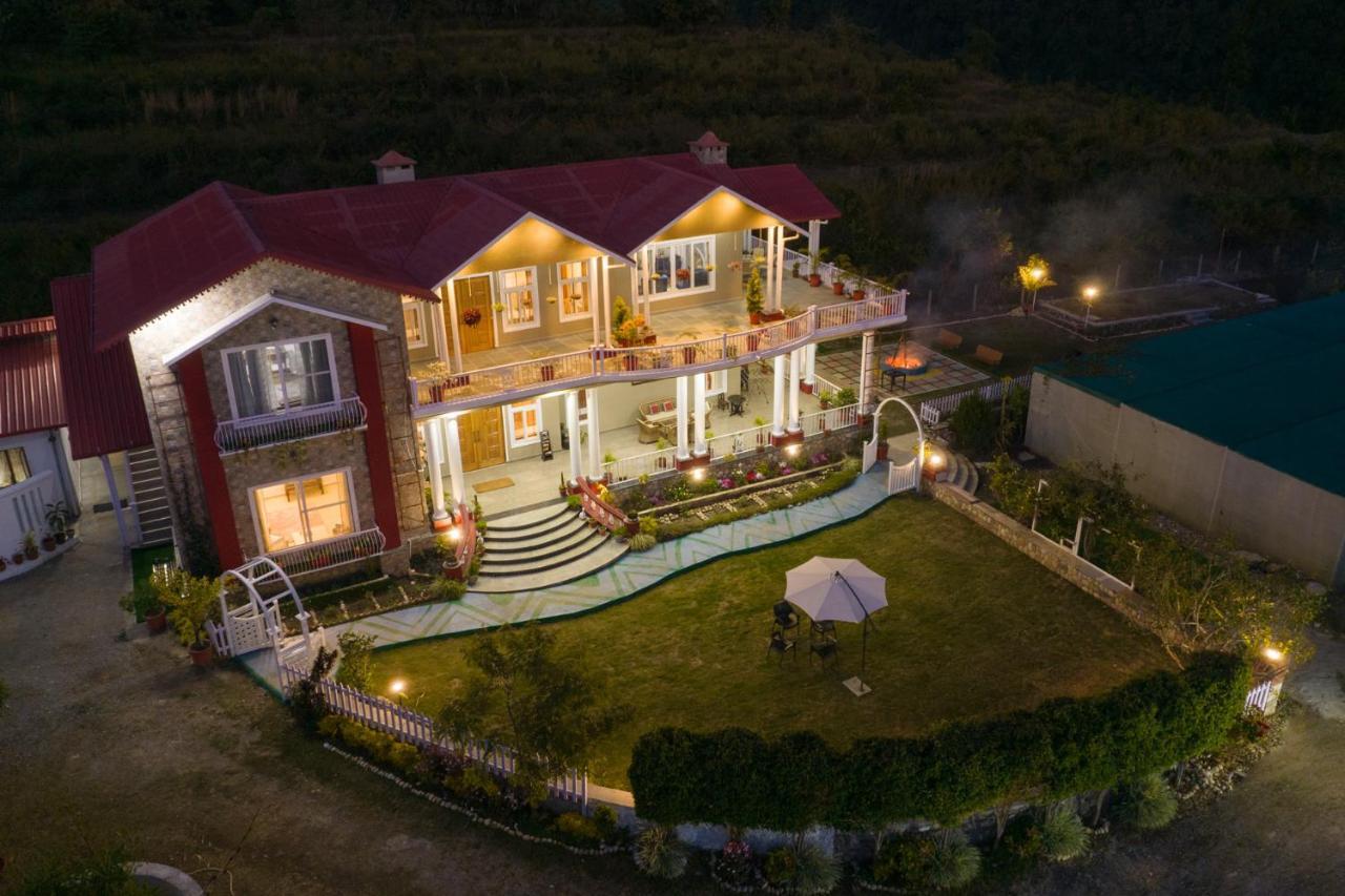 Stayvista At Silveroaks Cottage Ντεχραντούν Εξωτερικό φωτογραφία