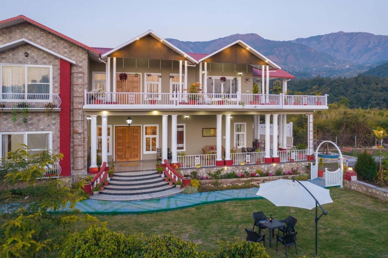 Stayvista At Silveroaks Cottage Ντεχραντούν Εξωτερικό φωτογραφία