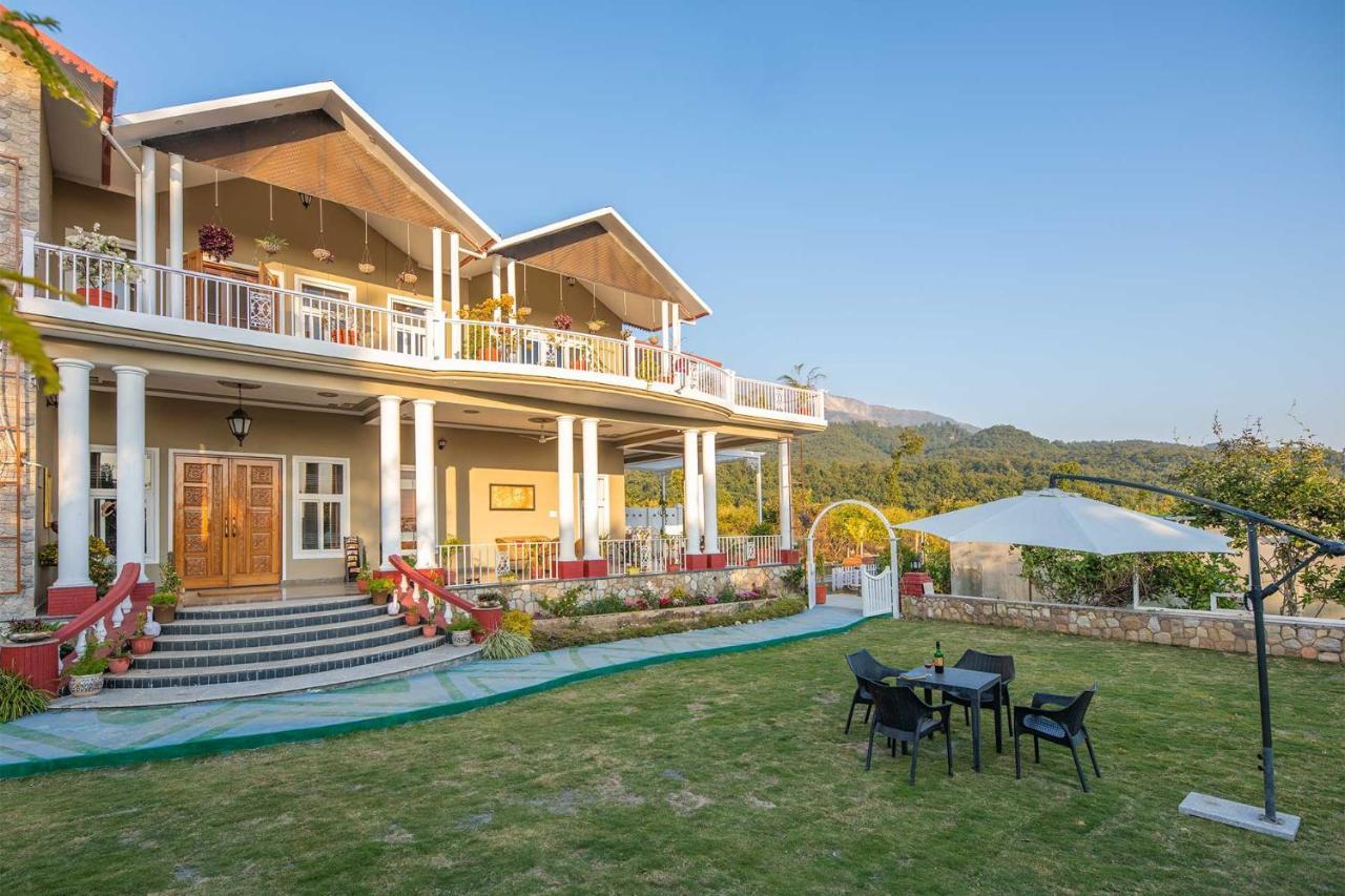 Stayvista At Silveroaks Cottage Ντεχραντούν Εξωτερικό φωτογραφία