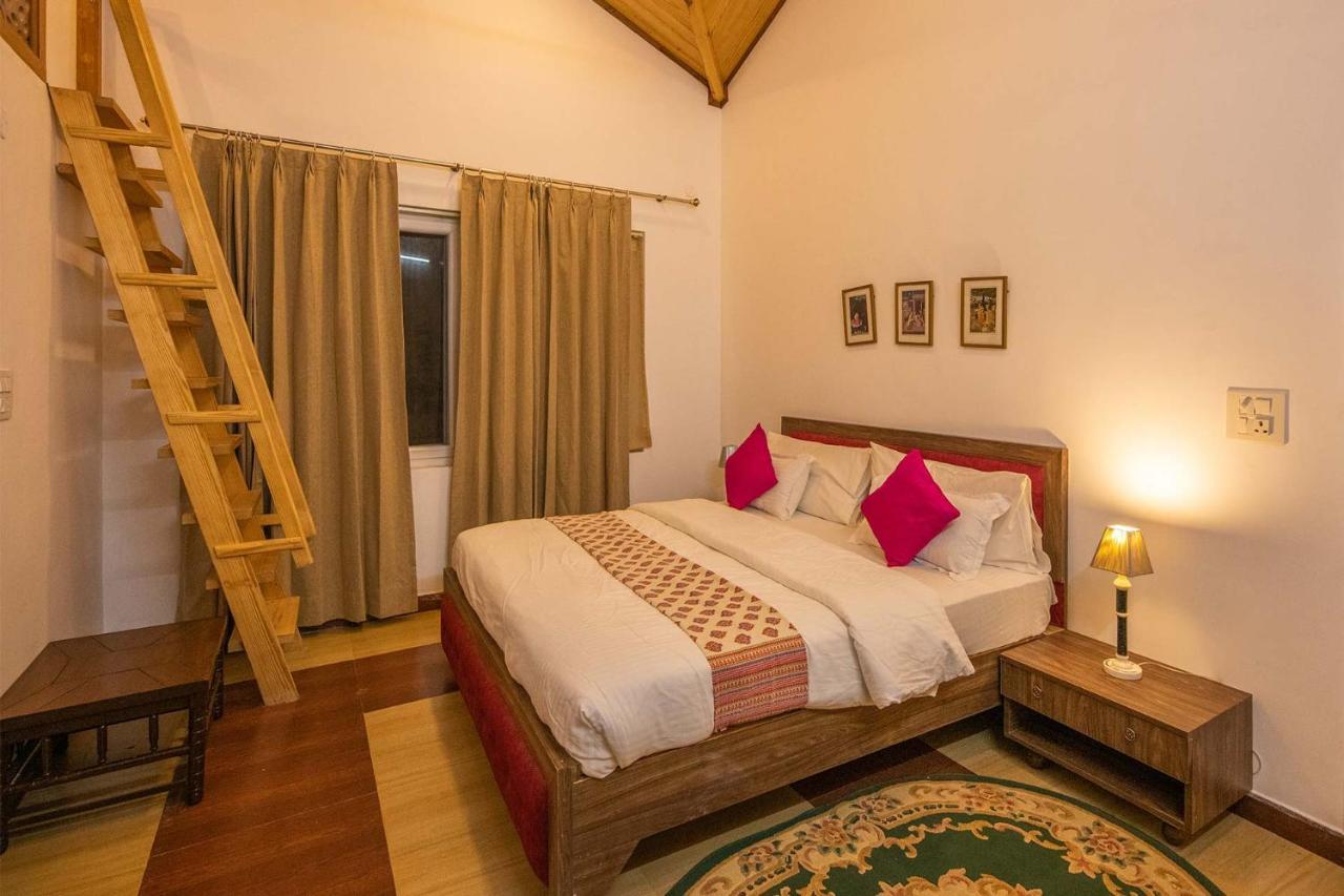 Stayvista At Silveroaks Cottage Ντεχραντούν Εξωτερικό φωτογραφία