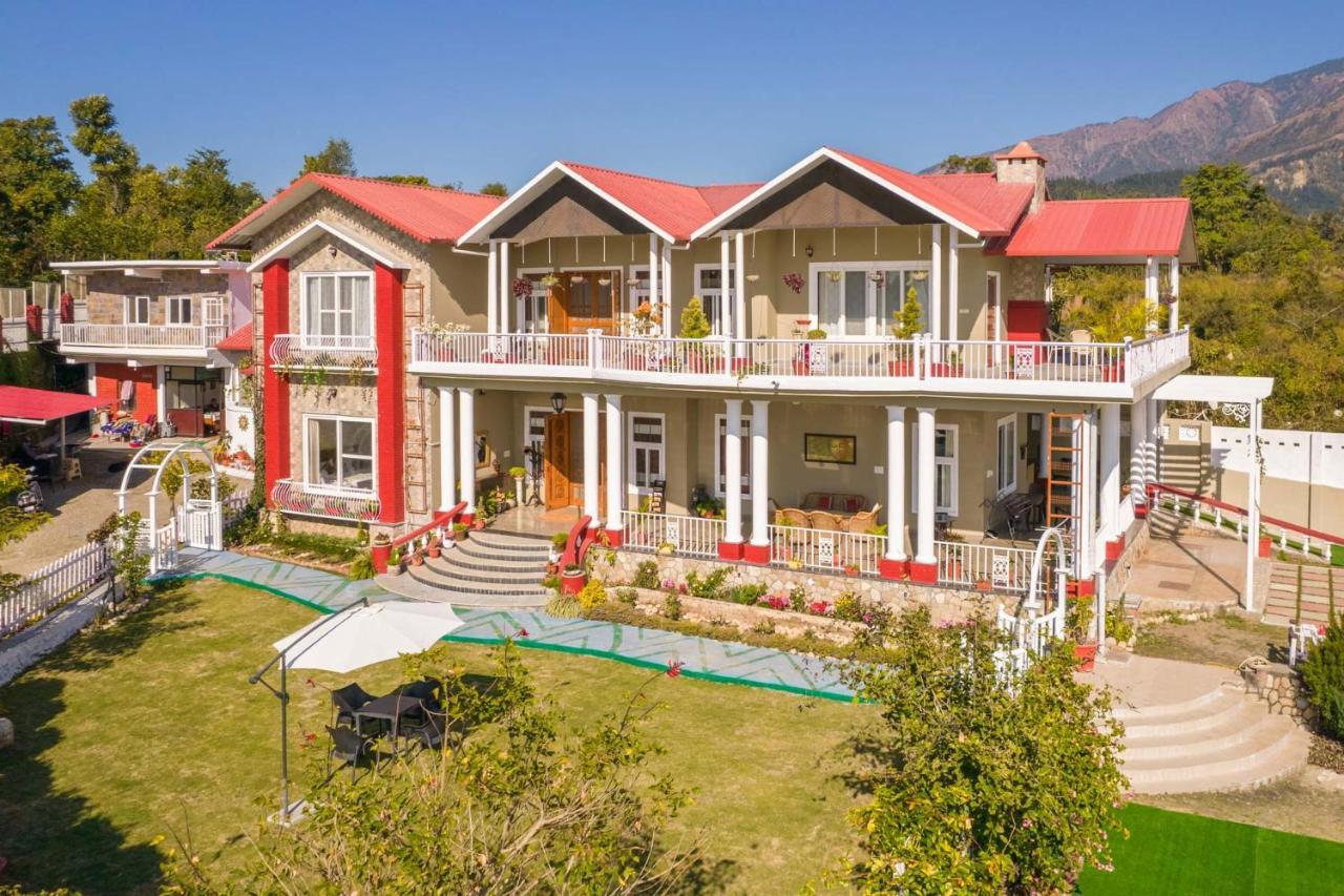 Stayvista At Silveroaks Cottage Ντεχραντούν Εξωτερικό φωτογραφία
