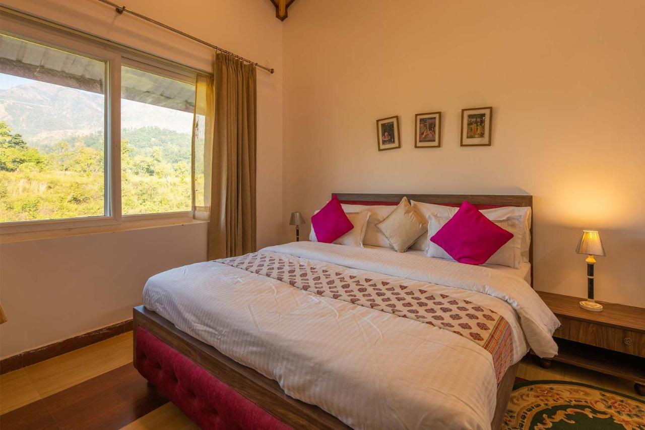 Stayvista At Silveroaks Cottage Ντεχραντούν Εξωτερικό φωτογραφία